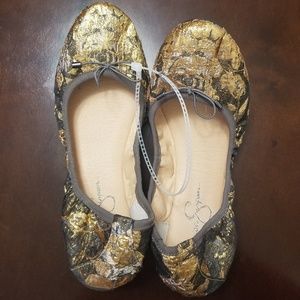 Jessica Simpson Womens Nala Ballet Flata Metallic